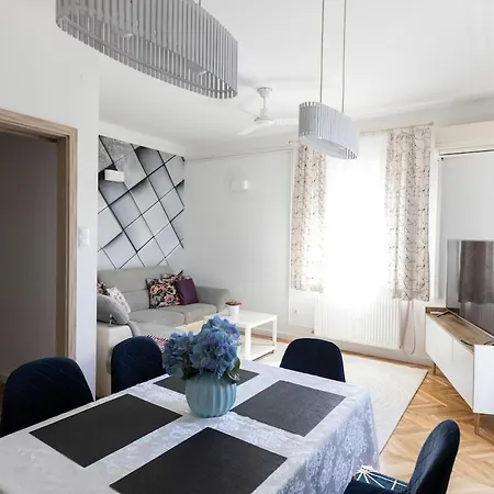Apartament Tt Elod 18 Göd
